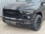 Dodge Ram 1500 pick up 4x4 Crew Cab Limited Black Pack