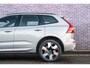 Volvo XC60 T6 Recharge AWD Ultimate Dark | Long Range | Bowers & Wilkins Audio | Luchtvering | Trekhaak | Head-up Display | 360° Camera | Gelamineerde zijruiten | Google Maps | Keyless entry | Parkeerverwarming