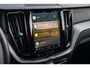 Volvo XC60 T6 Recharge AWD Ultimate Dark | Long Range | Bowers & Wilkins Audio | Luchtvering | Trekhaak | Head-up Display | 360° Camera | Gelamineerde zijruiten | Google Maps | Keyless entry | Parkeerverwarming