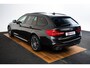BMW 5-Serie Touring 540i xDrive High Executive M Sport - Trekhaak - Panoramadak - Parking/Driving Assistant - Comfortstoelen - Head up - Elektrisch verwarmde voor- en achterstoelen