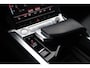 Audi E-tron e-tron 50 quattro Launch edition plus 71 kWh 313PK / 230kW, Panoramadak, 20" LMV, trekhaak, zwart lederen bekleding, luchtvering, elektrische stoelverstelling met geheugen, elektrische achterklep, NL auto dealeronderhouden, privacy glas, LED verlichting, adaptieve cruise control (acc), stoelverwarming, digitaal dashboard, parkeersensoren voor en achter (pdc)