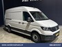 Volkswagen Crafter 2.0 TDI 140pk L3H3 L2H2 Euro6 Airco | 3000kg Trekhaak | Camera | Leder stuurwiel adaptieve cruisecontrol, stuurwielverwarming, chauffeursstoel, apple carplay, android auto
