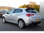 Alfa Romeo Giulietta 2.0 JTDm Distinctive Led Navi Priv/Glass