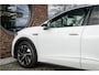 Volkswagen ID.5 Pro Business 77 kWh Warmtepomp, 360° Camera, Headup display, Sportstoelen