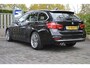 BMW 3-Serie Touring 320i Luxury Edition - Navi|Leder|Camera|Trekhaak|LED|Cruise|PDC