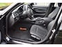 BMW 3-Serie Touring 320i Luxury Edition - Navi|Leder|Camera|Trekhaak|LED|Cruise|PDC