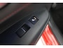 Toyota Corolla Touring Sports Hybrid 200 GR Sport Plus | Panoramadak | Trekhaak | Leder | Dodehoek detectie | Head-up display | JBL | Stoel-/achterbankverwarming | Navigatie | 18 inch | Parkeersensoren voor/achter