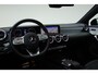 Mercedes-Benz A-klasse 180 Business Solution AMG / Night pakket/ Panorama/ Sfeerverlichting/ NL auto/ Dealer onderhouden