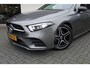 Mercedes-Benz A-klasse 180 Business Solution AMG / Night pakket/ Panorama/ Sfeerverlichting/ NL auto/ Dealer onderhouden