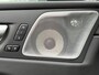 Volvo XC60 2.0 T6 Plug-in hybrid AWD Ultimate Dark | Long Range | Bowers & Wilkins audio | Luchtvering | Trekhaak | 360 camera | Stoel- en stuurverwarming | Adaptive cruise control |