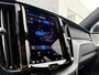 Volvo XC60 2.0 T6 Plug-in hybrid AWD Ultimate Dark | Long Range | Bowers & Wilkins audio | Luchtvering | Trekhaak | 360 camera | Stoel- en stuurverwarming | Adaptive cruise control |