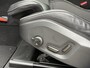 Volvo XC60 2.0 T6 Plug-in hybrid AWD Ultimate Dark | Long Range | Bowers & Wilkins audio | Luchtvering | Trekhaak | 360 camera | Stoel- en stuurverwarming | Adaptive cruise control |