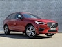 Volvo XC60 T8 Plug-in hybrid AWD R-Design | Achteruitrijcamera | Verwarmd stuurwiel | Verwarmbare voorstoelen |