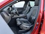 Volvo XC60 T8 Plug-in hybrid AWD R-Design | Achteruitrijcamera | Verwarmd stuurwiel | Verwarmbare voorstoelen |