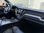 Volvo XC60 T8 Plug-in hybrid AWD R-Design | Achteruitrijcamera | Verwarmd stuurwiel | Verwarmbare voorstoelen |