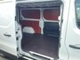 Renault Trafic 2.0 Blue dCi 130 T30 L2H1 Advance | Volledig betimmerd | Schuifdeur Links | Trekhaak | Airco | PDC | LED | Cruise | All Seasons |
