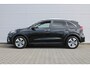 Kia Niro DynamicPlusLine 64 kWh | Warmtepomp | Schuif/kantel dak | 17" LM | Airco | Cruise | Navi | Camera |