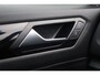 Volkswagen T-Roc 1.0 TSI R-Line Business 110PK / 81kW, LED Matrix (IQ.Lights), 18" 'Nevada' LMV, privacy glas, navigatie, digital cockpit pro, stoelverwarming, R-Line in- en exterieur, climatronic, achteruitrijcamera, parkeersensoren voor en achter, adaptieve cruise control (acc), DAB+, groot licht assistent