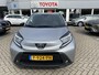Toyota Aygo X 1.0 VVT-i MT first | Airco | Achterruitverwarming | Adaptive cruise control | Extra getint glas | Start/Stop systeem | Centrale deurvergrendeling met afst.bediening |