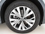 Audi Q4 e-tron 40 Launch-Edition Advanced-Plus 77 kWh [ 3-Fase ] (INCL-BTW) *HEATPUMP | ADAPT-CRUISE | MATRIX-LED | NAVI-FULLMAP | KEYLESS | CAMERA | DIGI-COCKPIT | TOWBAR | DAB | AMBIENT-LIGHT | SPORT-SEATS | 19''ALU*