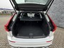 Volvo XC60 2.0 T6 Plug-in hybrid AWD Ultimate Dark | Long Range | Bowers & Wilkins audio | Luchtvering | 360 camera | Trekhaak | Standkachel | Adaptive cruise control |