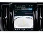Volvo XC60 2.0 T6 Plug-in hybrid AWD Ultimate Dark | Long Range | Luchtvering | Bowers & Wilkins | Trekhaak | 360° camera | Stoel verwarming |