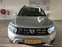 Dacia Duster 1.0 TCe 100 Bi-Fuel Journey / 360 GRADEN CAMERA / APPLE CARPLAY & ANDROID AUTO / NAVIGATIE / CLIMATE CONTROL / PRIVACY GLASS