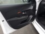 Peugeot 208 1.2 PureTech | 100PK | Apple carplay | DAB | Stoelverwarming