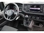 Volkswagen Crafter 35 2.0 TDI L3H3 Highline 140PK / 103kW DSG, trekhaak (vaste kogel), LED koplampen, 17" LMV, achteruitijcamera, voorruit verwarmbaar, 3 zits, parkeersensoren voor en achter (pdc), multifunctioneel stuurwiel, navigatie, DAB+, Apple Carplay / Android Auto, NL auto nieuw door ons geleverd en onderhouden