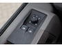 Volkswagen Crafter 35 2.0 TDI L3H3 Highline 140PK / 103kW DSG, trekhaak (vaste kogel), LED koplampen, 17" LMV, achteruitijcamera, voorruit verwarmbaar, 3 zits, parkeersensoren voor en achter (pdc), multifunctioneel stuurwiel, navigatie, DAB+, Apple Carplay / Android Auto, NL auto nieuw door ons geleverd en onderhouden