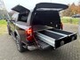 Ford Ranger 3.0 V6 AUT 240 PK 4X4 EURO 6 VAN 3500KG PLATINUM BPM VRIJ ! 2024 V.A € 61.900EXCL LAATSTE KANS VOOR BPM VRIJE BEDRIJFSAUTO - LEDER-NAVI CLIMA ADAPTIVE CRUISE - 3500 KG TREKKRACHT afgebeelde multi functionele hardtop en lades  tegen meerprijs .LAATSE KANS OP 6 CYLINDER  DEZE WORDEN NIET MEER VOOR EUROPA UITGELEVERD !  we richten uw voertuig naar uw specifieke wensen in