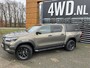 Toyota Hilux 2.8 D-4D AUT DC 2 PERS VAN BPM VRIJ ! 2023 INVINCIBLE LEDER /NAVI/CLIMA /CRUISE V.A € 54.900 XCL GEGARANDEERDE BPM VRIJE LEVERING OOK IN 2025   FISCAAL VOORDELIG Ideale 4 X4  bedrijfsauto 3500 KG  lage /hoge gearing  naar wens inrichtten . FISCAAL voordelig lage tarief  PROFFESSIONEEL  C getoonde accessoires naar eigen keuze tegen meerprijs  zoals hardtop rvs  € 4190 excl