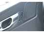 Volvo XC60 Recharge T6 AWD Ultimate Dark | Longe Range | 22'' | Head-up display| Harman Kardon Audiosysteem| Schuif-/ kanteldak| Semi- elektrisch inklapbare trekhaak| Black Edition|