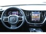 Volvo XC60 Recharge T6 AWD Ultimate Dark | Longe Range | 22'' | Head-up display| Harman Kardon Audiosysteem| Schuif-/ kanteldak| Semi- elektrisch inklapbare trekhaak| Black Edition|