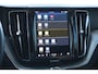 Volvo XC60 Recharge T6 AWD Ultimate Dark | Longe Range | 22'' | Head-up display| Harman Kardon Audiosysteem| Schuif-/ kanteldak| Semi- elektrisch inklapbare trekhaak| Black Edition|