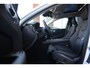 Volvo XC60 Recharge T6 AWD Ultimate Dark | Longe Range | 22'' | Head-up display| Harman Kardon Audiosysteem| Schuif-/ kanteldak| Semi- elektrisch inklapbare trekhaak| Black Edition|