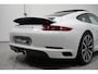 Porsche 911 3.0 Carrera S Schuifdak Bi-xenon Cruis Stoelverwarming en ventilatie 20" Velgen Bose surround memory DAB ontvangst parkeerpakket met camera