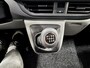 Ford Transit Custom 320 2.0 TDCI L2H1 Trend met o.a. een trekhaak, stuurverwarming, stoelverwarming en 16 inch lichtmetalen velgen