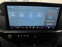Ford Transit Custom 320 2.0 TDCI L2H1 Trend met o.a. een trekhaak, stuurverwarming, stoelverwarming en 16 inch lichtmetalen velgen