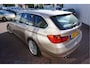 BMW 3-Serie Touring 328I Luxury Line Automaat