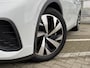 Volkswagen ID.5 Pro 77 kWh / IQ led Verlichting / Achterruitrijcamera / Navigatie / Keyless / 20'' LMV / VW