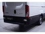 IVECO Daily 35S16 160 pk L4H2 XXL Airco ECC, va 359,- p/mnd Iveco Daily 35S16 160 pk L4H2 XXL Airco ECC, va 371,- p/mnd Laadruimte Pakket, DAB+. PDC achter, 3-Zits