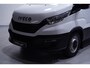 IVECO Daily 35S16 160 pk L4H2 XXL Airco ECC, va 359,- p/mnd Iveco Daily 35S16 160 pk L4H2 XXL Airco ECC, va 371,- p/mnd Laadruimte Pakket, DAB+. PDC achter, 3-Zits