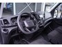 IVECO Daily 35S16 160 pk L4H2 XXL Airco ECC, va 359,- p/mnd Iveco Daily 35S16 160 pk L4H2 XXL Airco ECC, va 371,- p/mnd Laadruimte Pakket, DAB+. PDC achter, 3-Zits