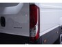 IVECO Daily 35S16 160 pk L4H2 XXL Airco ECC, va 359,- p/mnd Iveco Daily 35S16 160 pk L4H2 XXL Airco ECC, va 371,- p/mnd Laadruimte Pakket, DAB+. PDC achter, 3-Zits