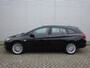 Opel Astra Sports Tourer 1.2 Business Edition Navi / Trekhaak / Cruise control / Led