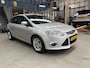 Ford Focus 1.6 TI-VCT 125pk 5-deurs Automaat Titanium | Climate control | Bluetooth | Cruise control | PDC | Rijklaar prijs!