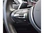 BMW X1 18d sDrive High Executive / head-up display / panoramadak / camera achter / zwart leer
