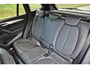 BMW X1 18d sDrive High Executive / head-up display / panoramadak / camera achter / zwart leer