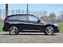 BMW X1 18d sDrive High Executive / head-up display / panoramadak / camera achter / zwart leer
